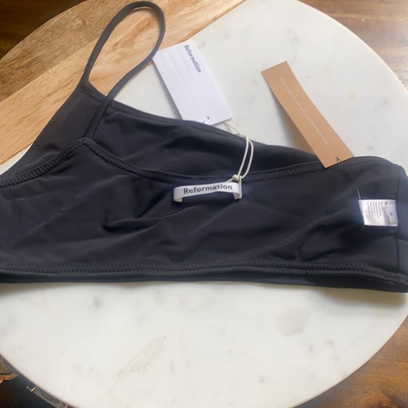 Reformation Other - Reformation Sardinia Bikini Top, size small